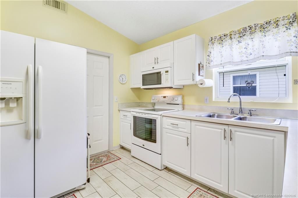 6018 Travelers Way, Fort Pierce, FL 34982 Photo