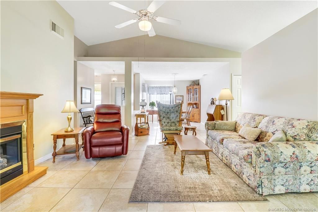 6018 Travelers Way, Fort Pierce, FL 34982 Photo