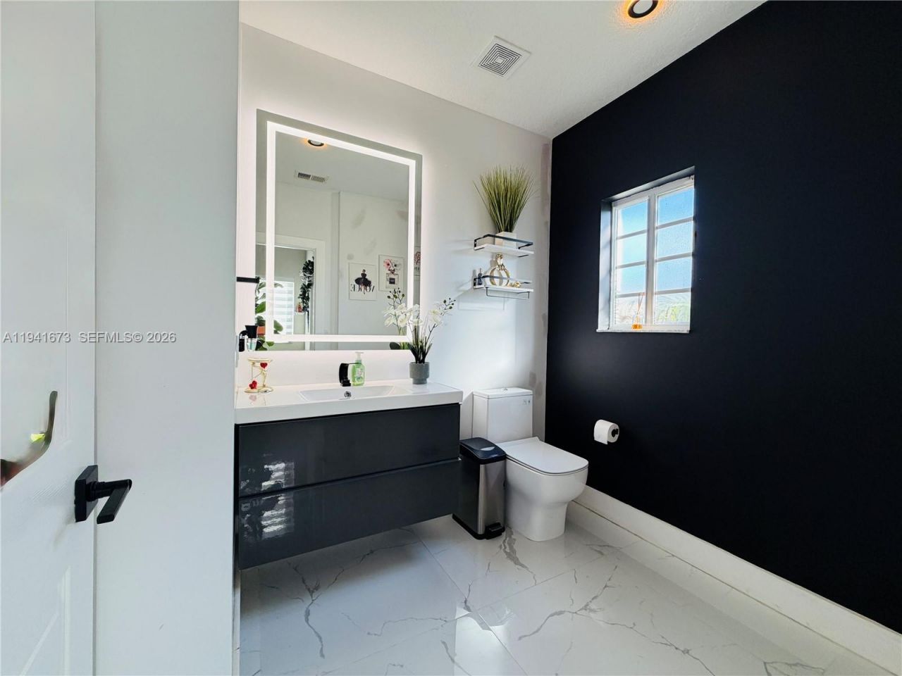 8815 SW 221st Ter, Cutler Bay, FL 33190 Photo