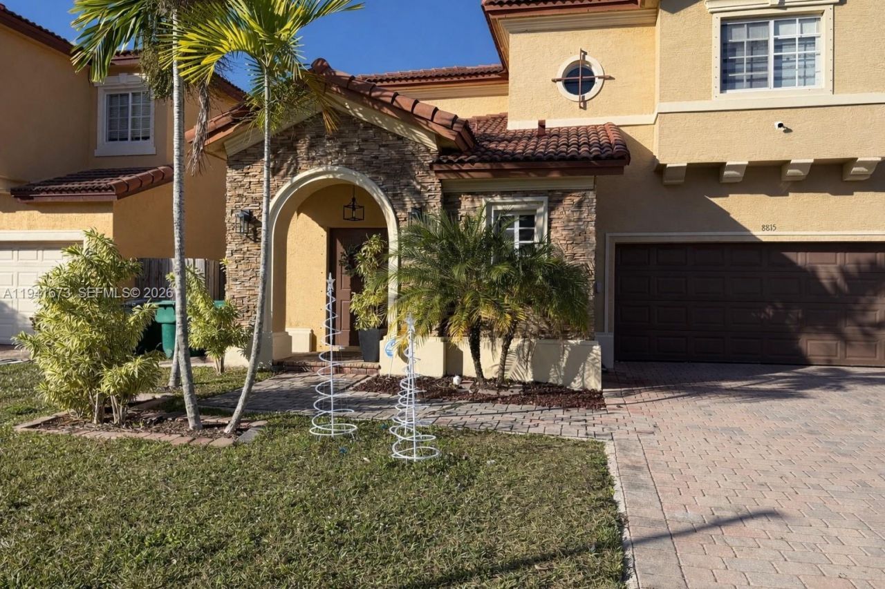 8815 SW 221st Ter, Cutler Bay, FL 33190 Photo