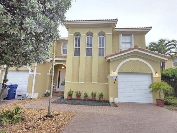 11702 SW 137th Pl , Miami, FL 33186