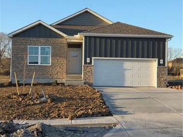 7700 NE 107th Terrace, Kansas City, MO 64157