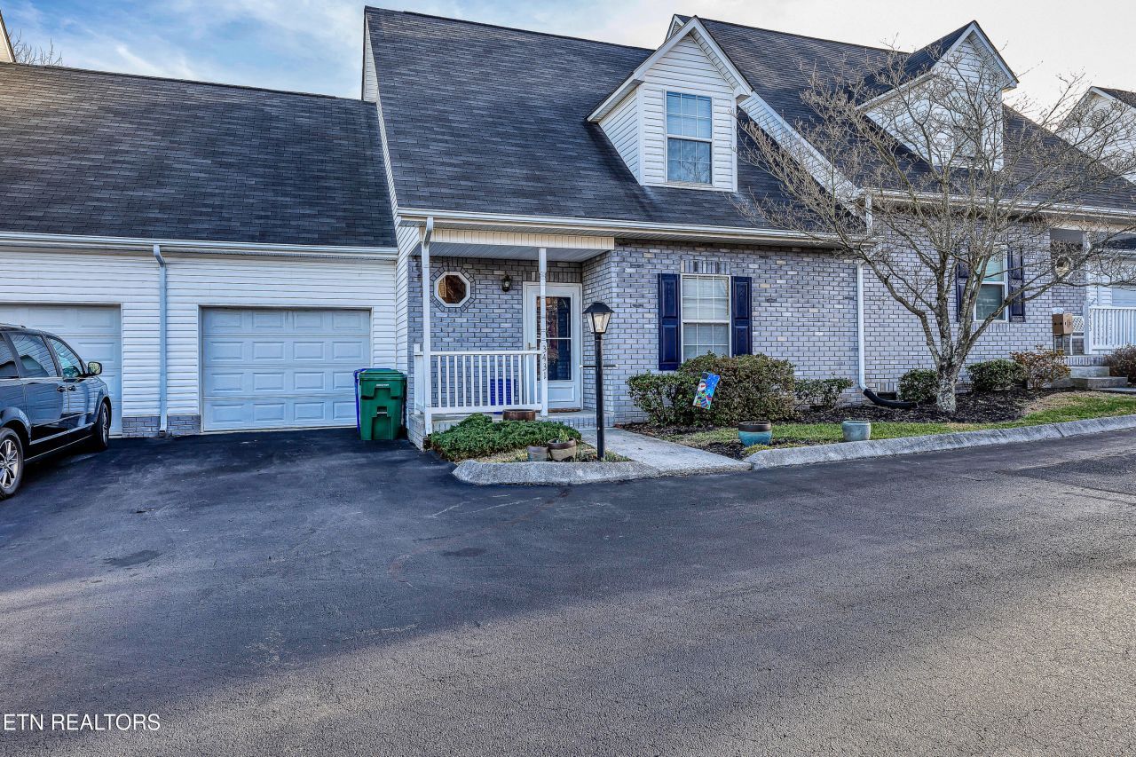 3431 Hamilton Place, Morristown, TN 37814 Main Photo