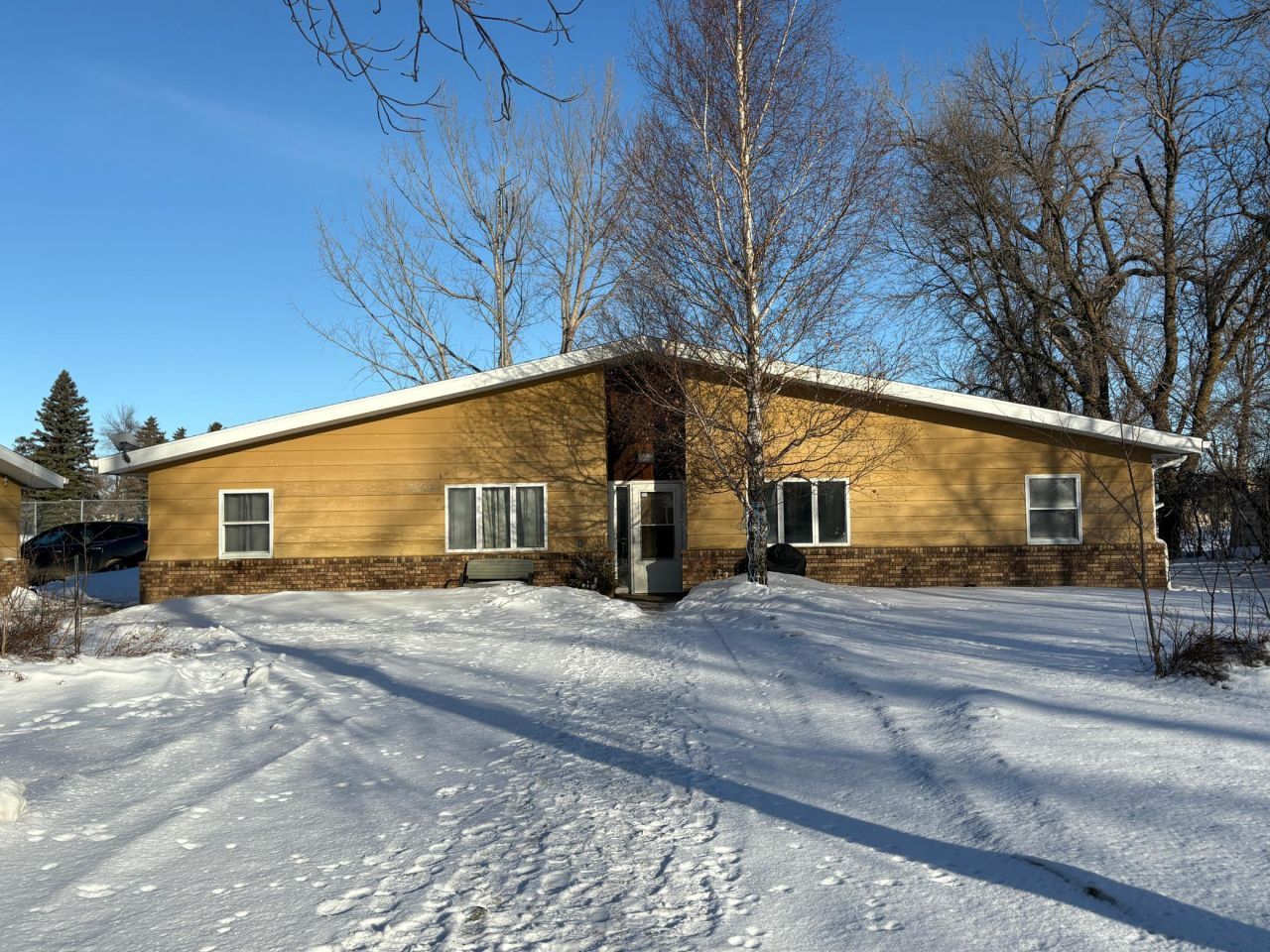 302 Main Street N, Woodworth, ND 58496