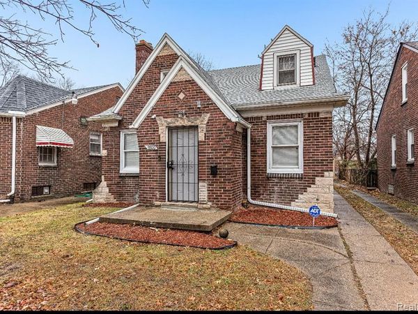 9500 Lakepointe Street, Detroit, MI 48224