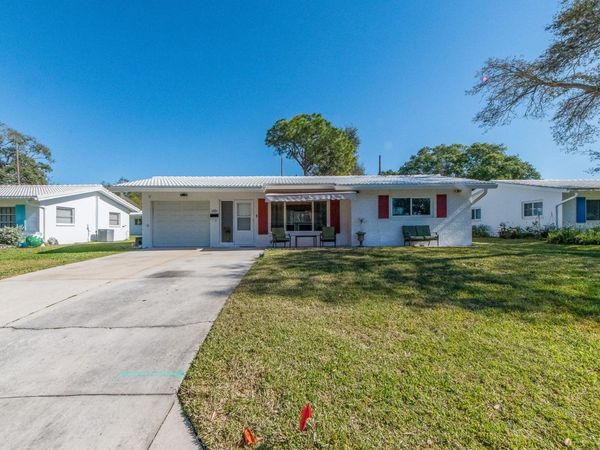 8657 143RD STREET, SEMINOLE, FL 33776
