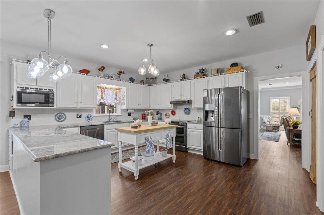 200 N Cheryl Drive, Perry, FL 32347 Photo