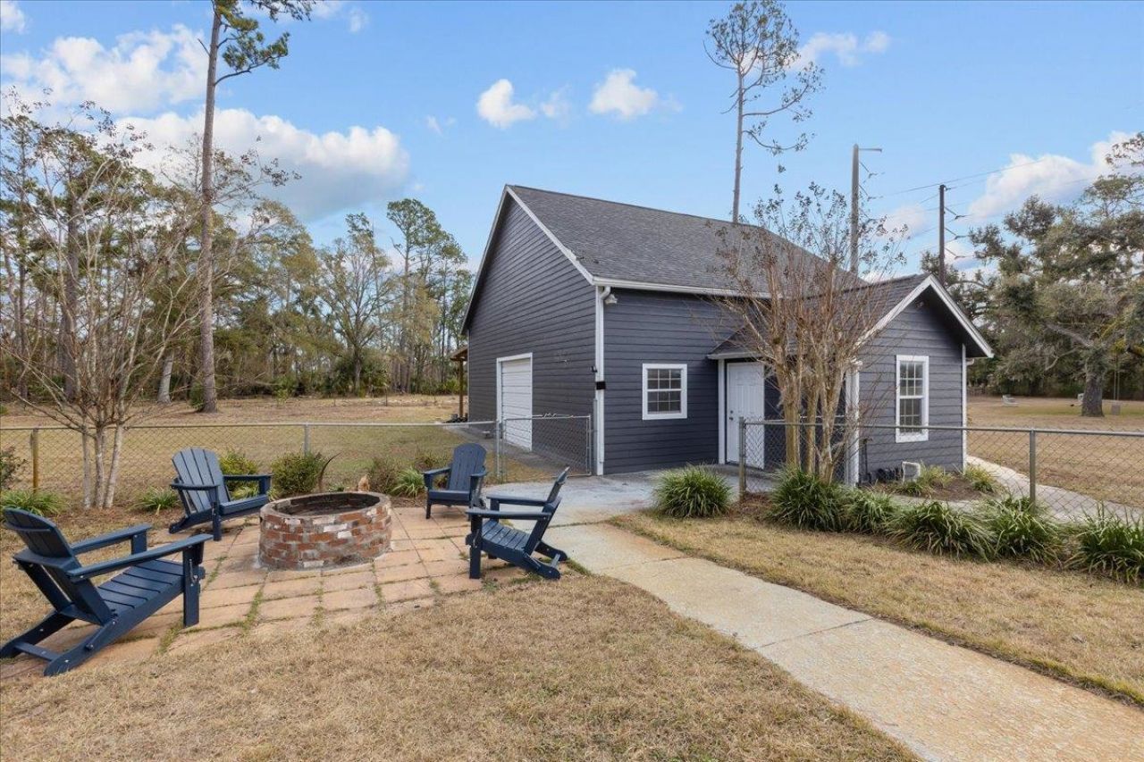 200 N Cheryl Drive, Perry, FL 32347 Photo