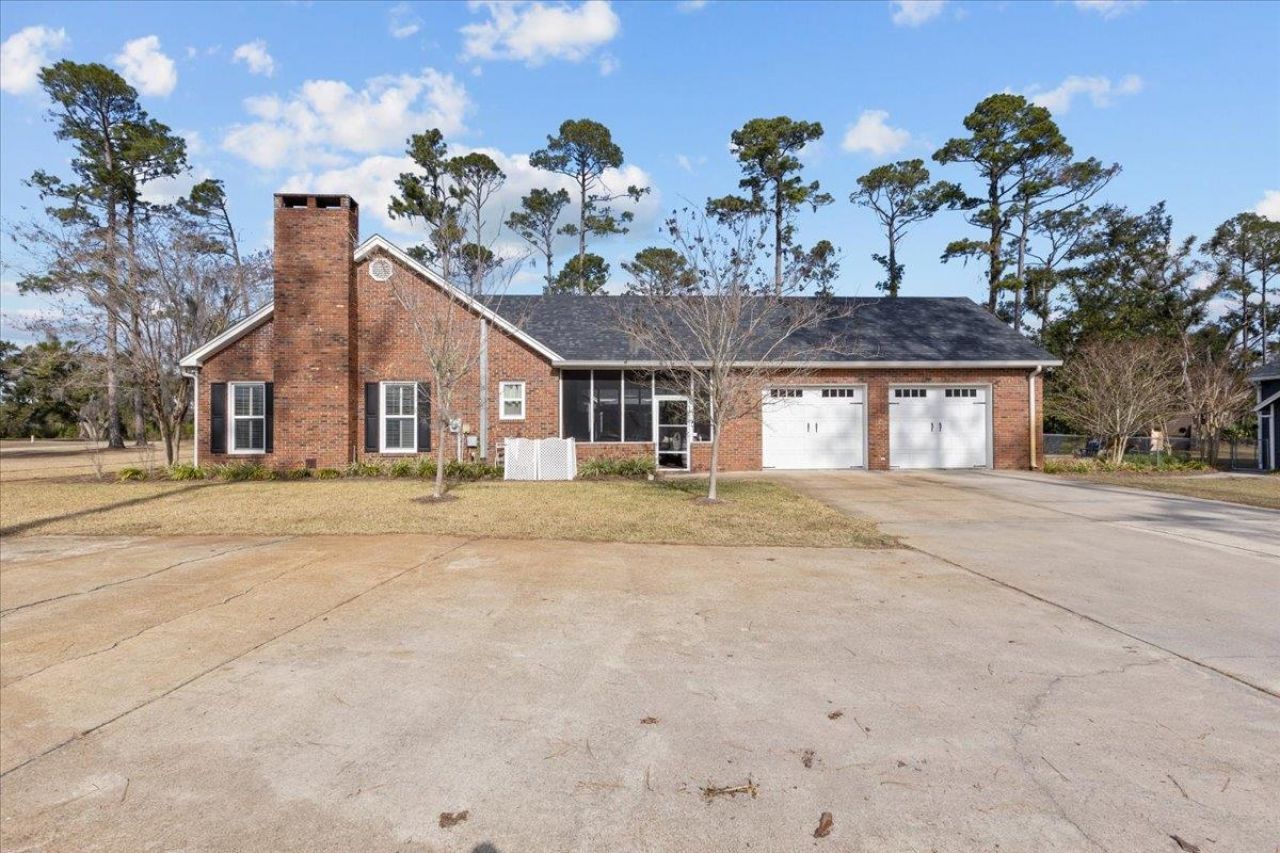 200 N Cheryl Drive, Perry, FL 32347 Photo