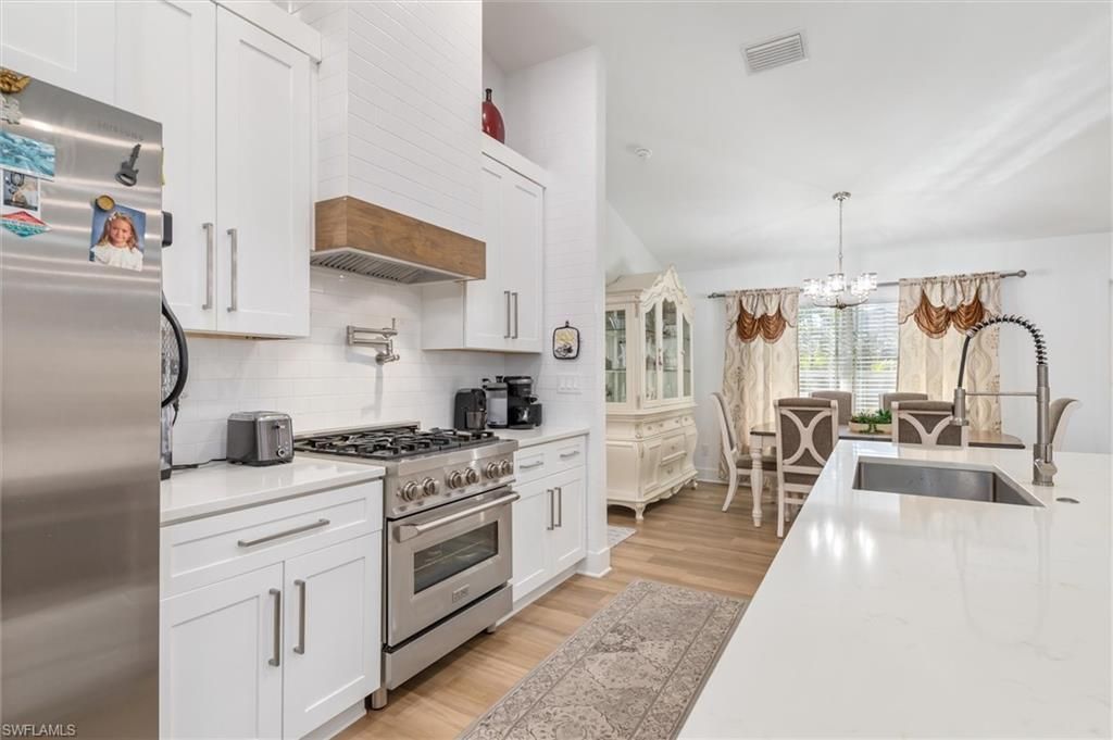 2306 NE 34th St , Cape Coral, FL 33909 Photo