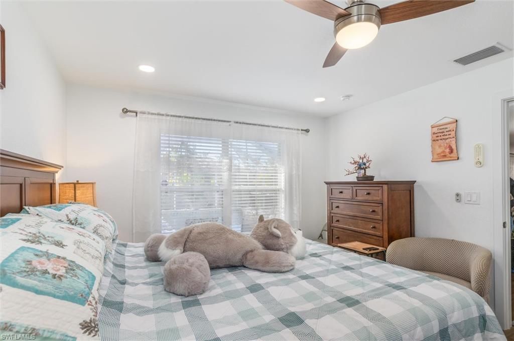 2306 NE 34th St , Cape Coral, FL 33909 Photo