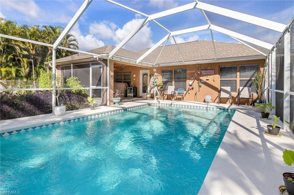 2306 NE 34th St , Cape Coral, FL 33909 Photo