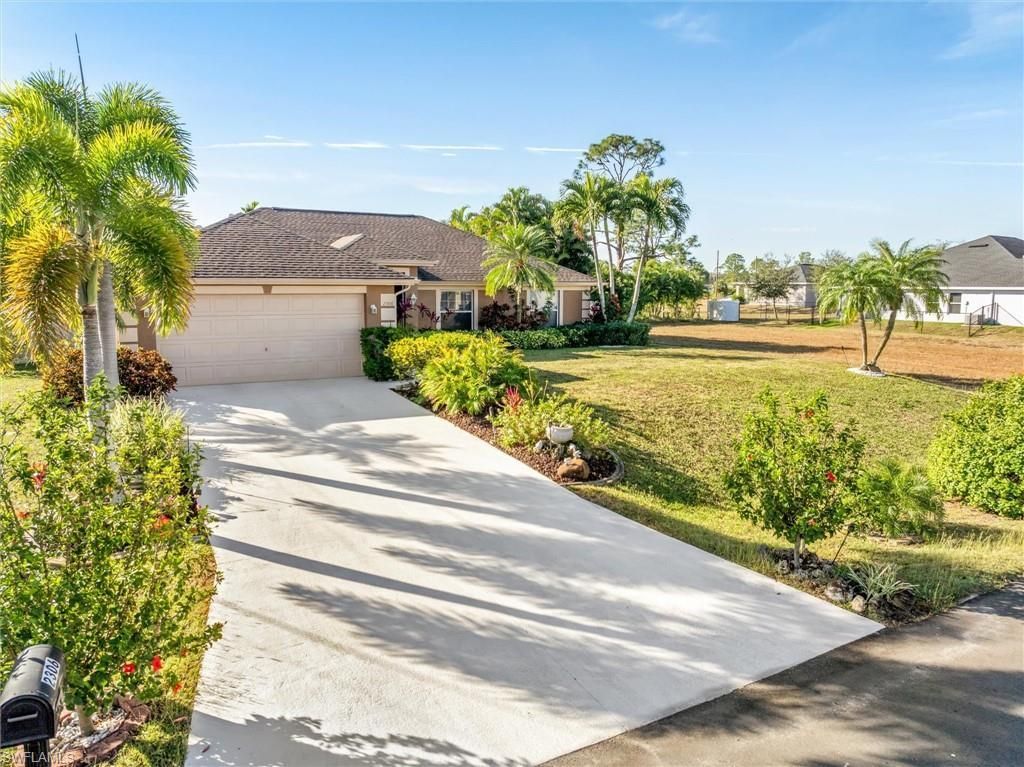 2306 NE 34th St , Cape Coral, FL 33909 Photo