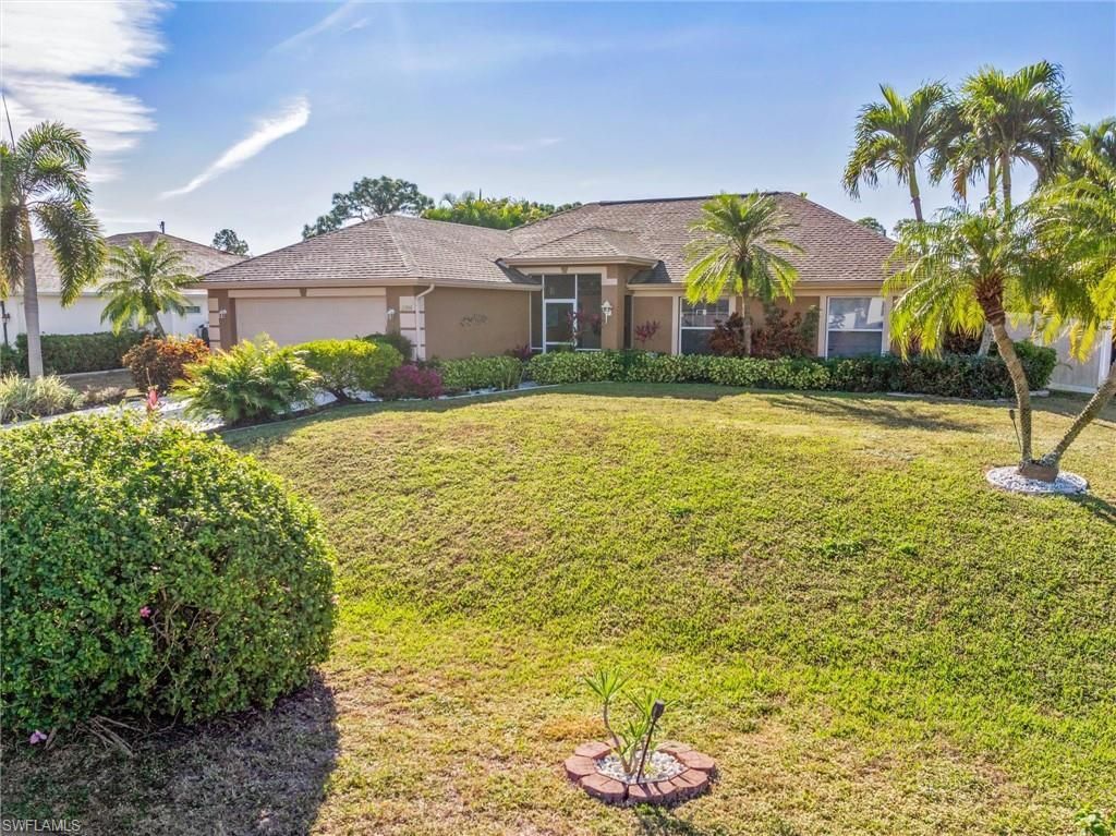 2306 NE 34th St , Cape Coral, FL 33909 Photo
