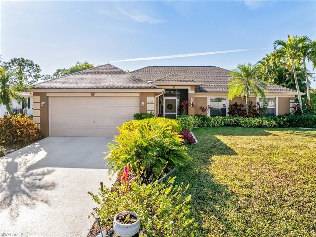 2306 NE 34th St , Cape Coral, FL 33909 Photo