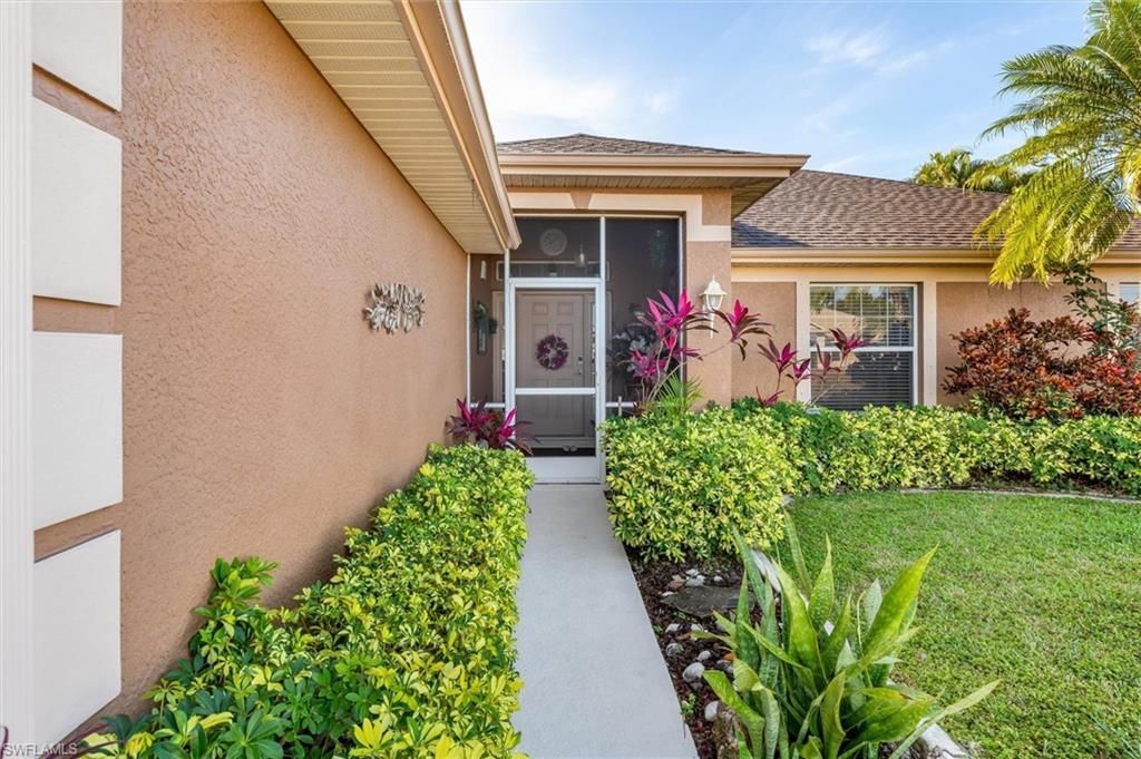 2306 NE 34th St , Cape Coral, FL 33909 Photo