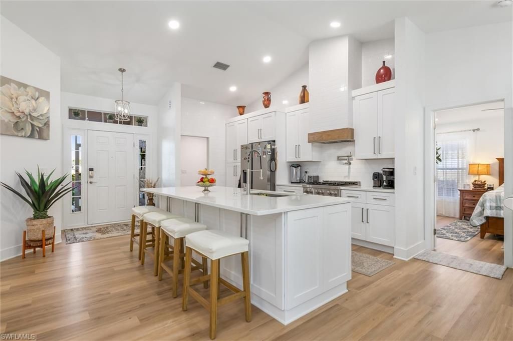 2306 NE 34th St , Cape Coral, FL 33909 Photo