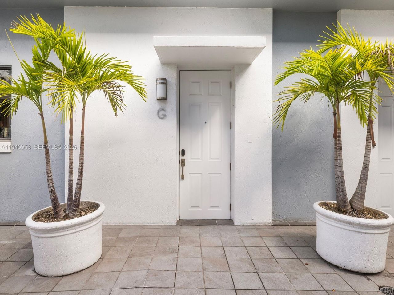 5864 SW 74th Ter, Unit G, South Miami, FL 33143 Photo