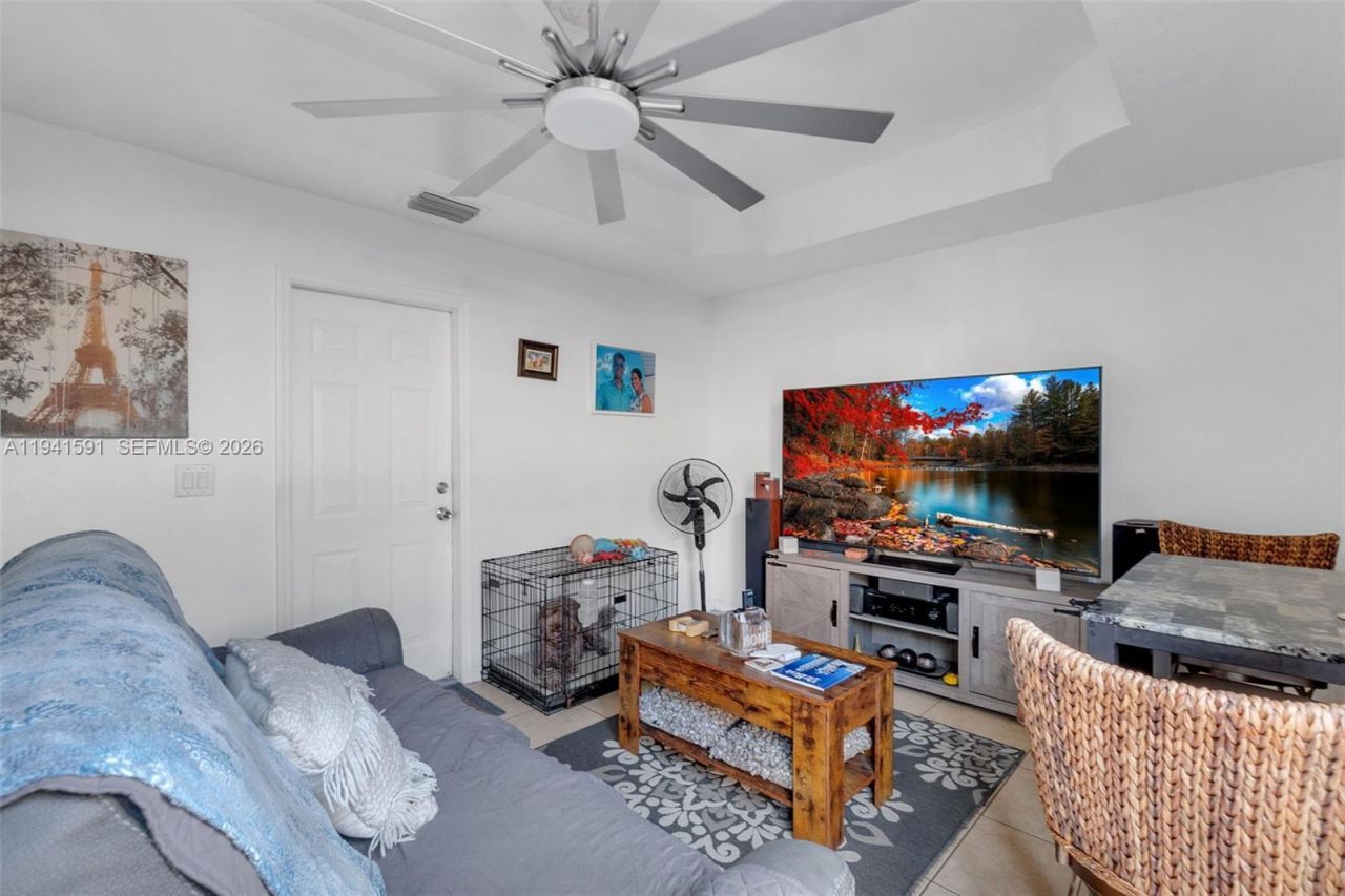 8423 NW 138th Ter, Unit 2804, Miami Lakes, FL 33016 Photo