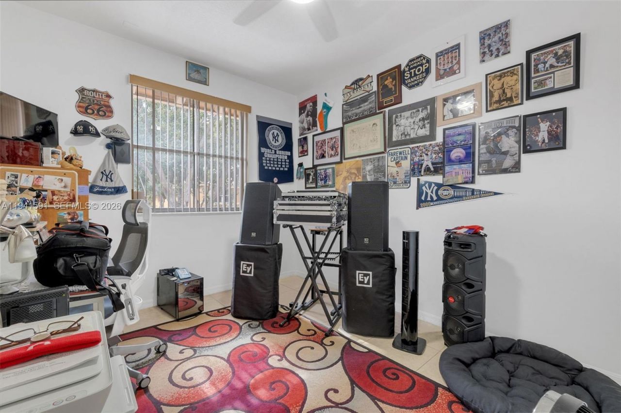 8423 NW 138th Ter, Unit 2804, Miami Lakes, FL 33016 Photo