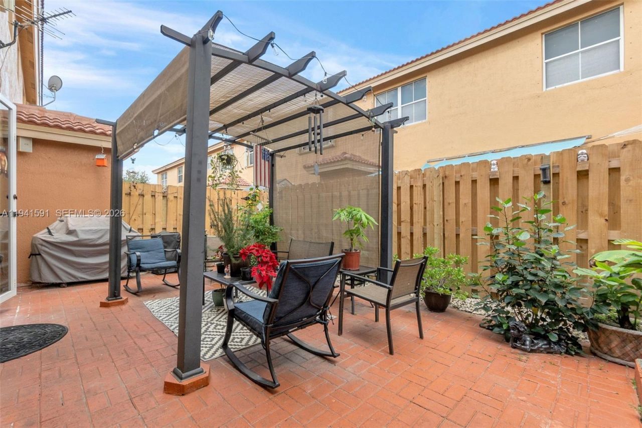 8423 NW 138th Ter, Unit 2804, Miami Lakes, FL 33016 Photo