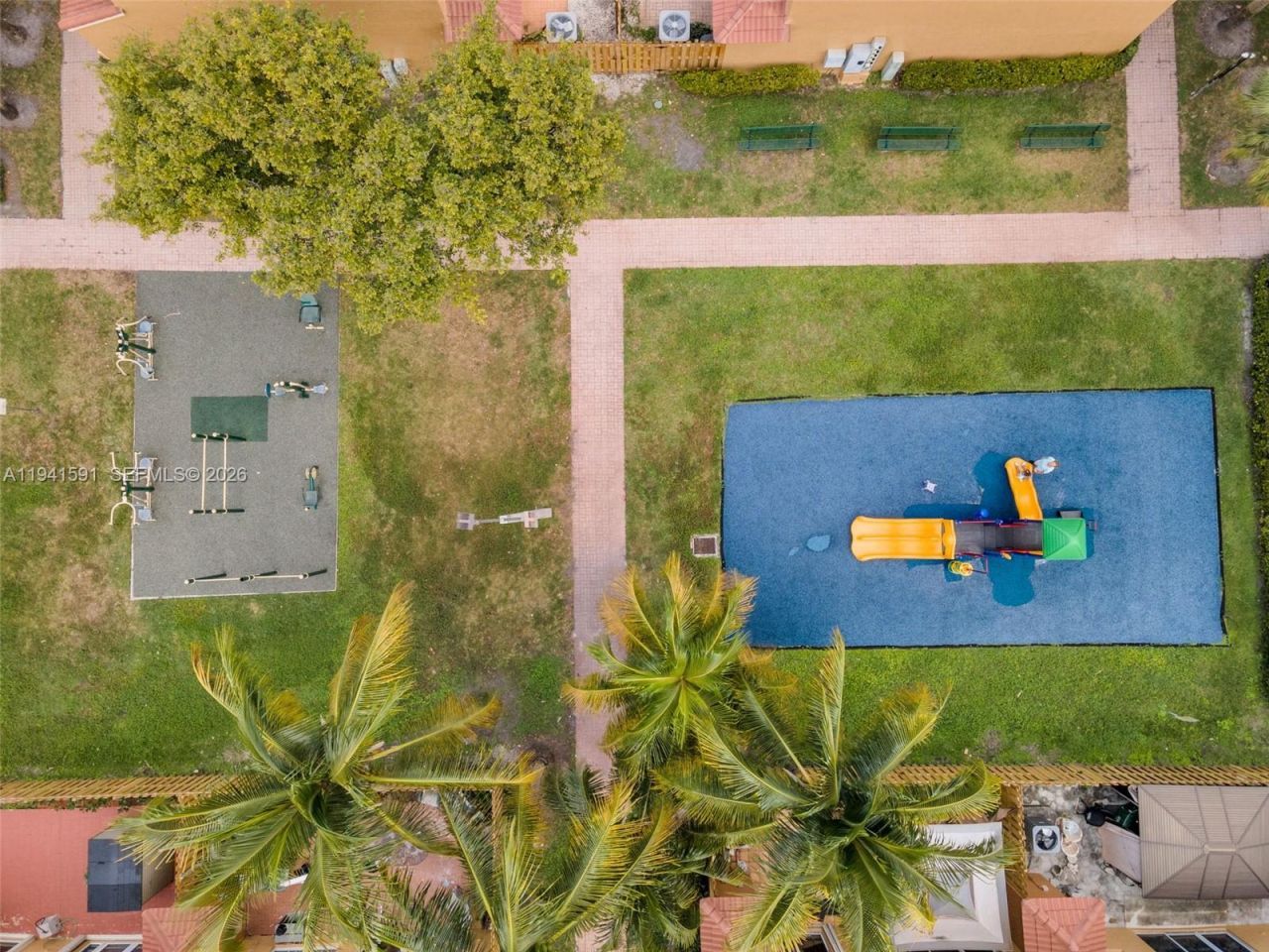 8423 NW 138th Ter, Unit 2804, Miami Lakes, FL 33016 Photo