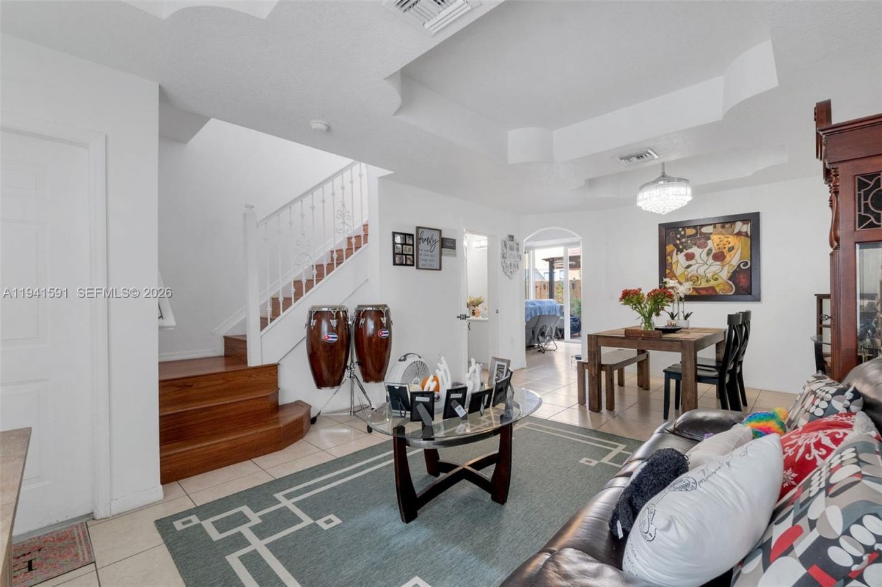 8423 NW 138th Ter, Unit 2804, Miami Lakes, FL 33016 Photo