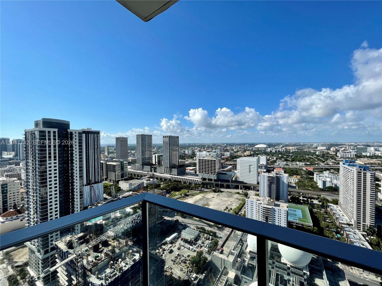 851 NE 1st Ave, Unit 3606, Miami, FL 33132 Photo