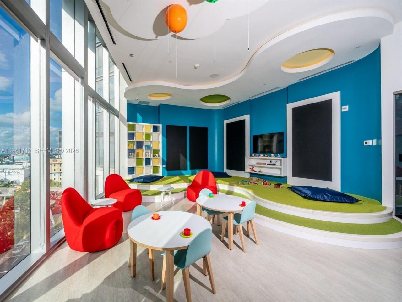 851 NE 1st Ave, Unit 3606, Miami, FL 33132 Photo