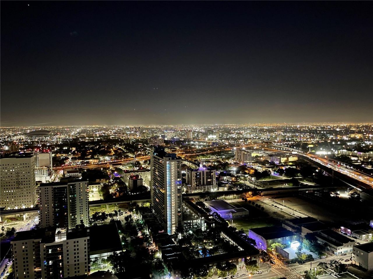 851 NE 1st Ave, Unit 3606, Miami, FL 33132 Photo