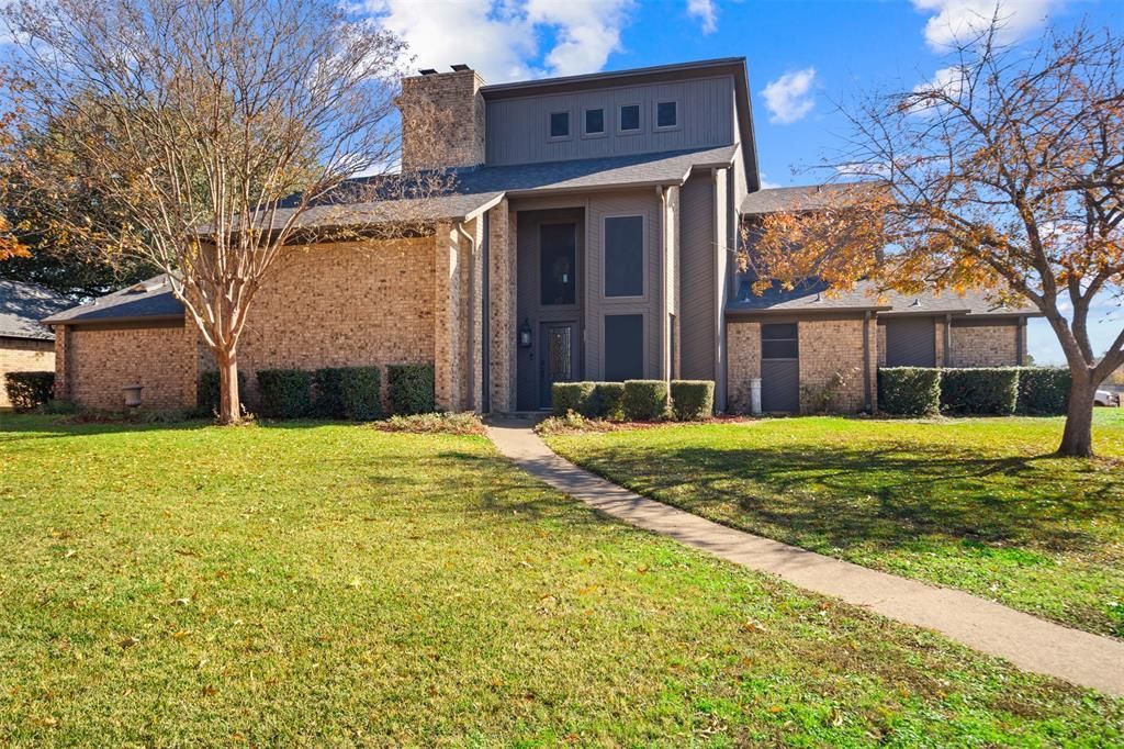 404 Laurel Trail N, Terrell, TX 75160 Main Photo