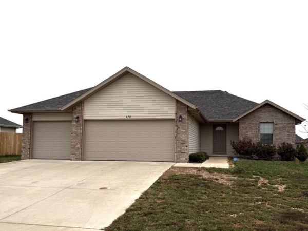 478 E Melton Road , Ozark, MO 65721