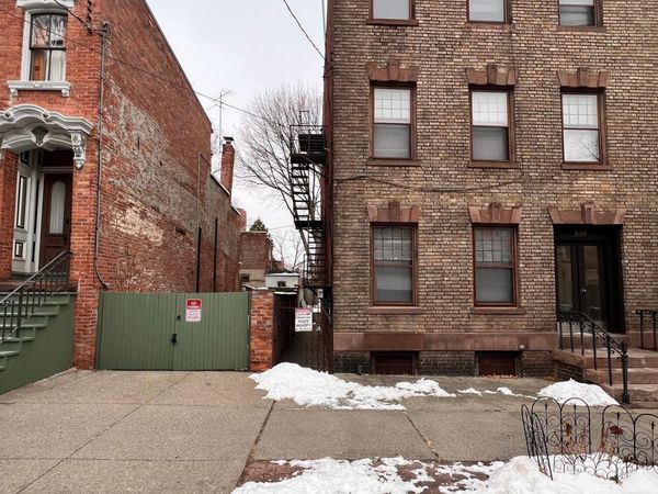 373 Hudson Avenue, Albany, NY 12210