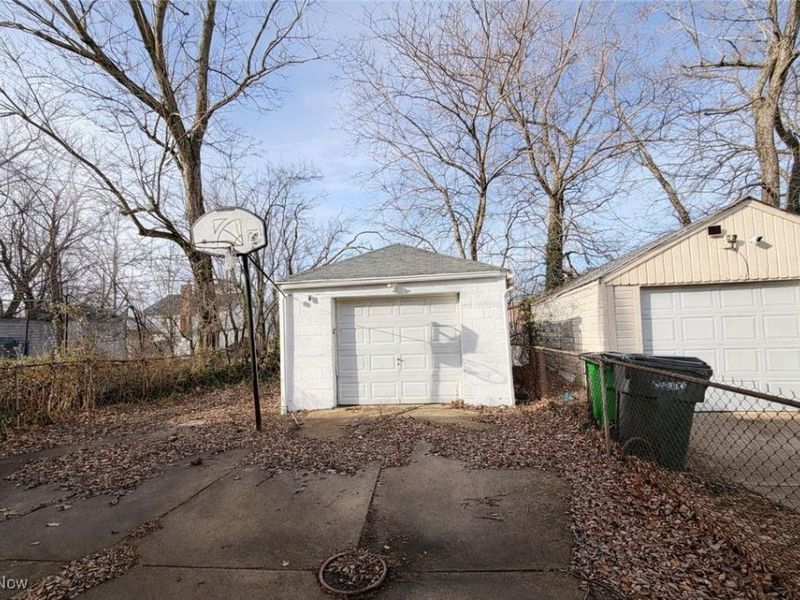 25161 Euclid Avenue, Euclid, OH 44117 Photo 3