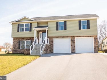 10193 CARDINAL DRIVE, ORRSTOWN, PA 17244