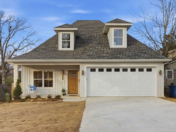 6300 Kenwood Road, Cammack Village, AR 72207