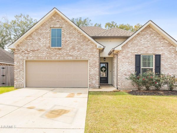 208 Rose Of Sharon Lane, Lafayette, LA 70508