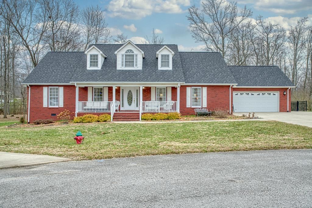 317 Taylor Cir, Cookeville, TN 38506 Main Photo