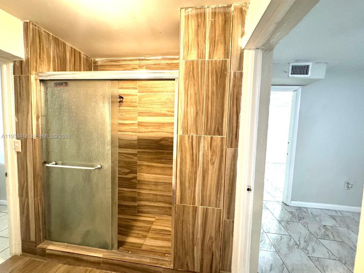 465 NE 157th Ter, Unit 2, Miami, FL 33162 Photo