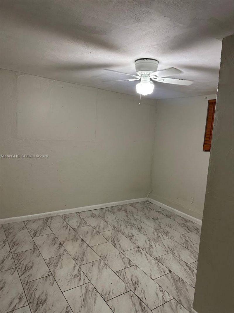 465 NE 157th Ter, Unit 2, Miami, FL 33162 Photo