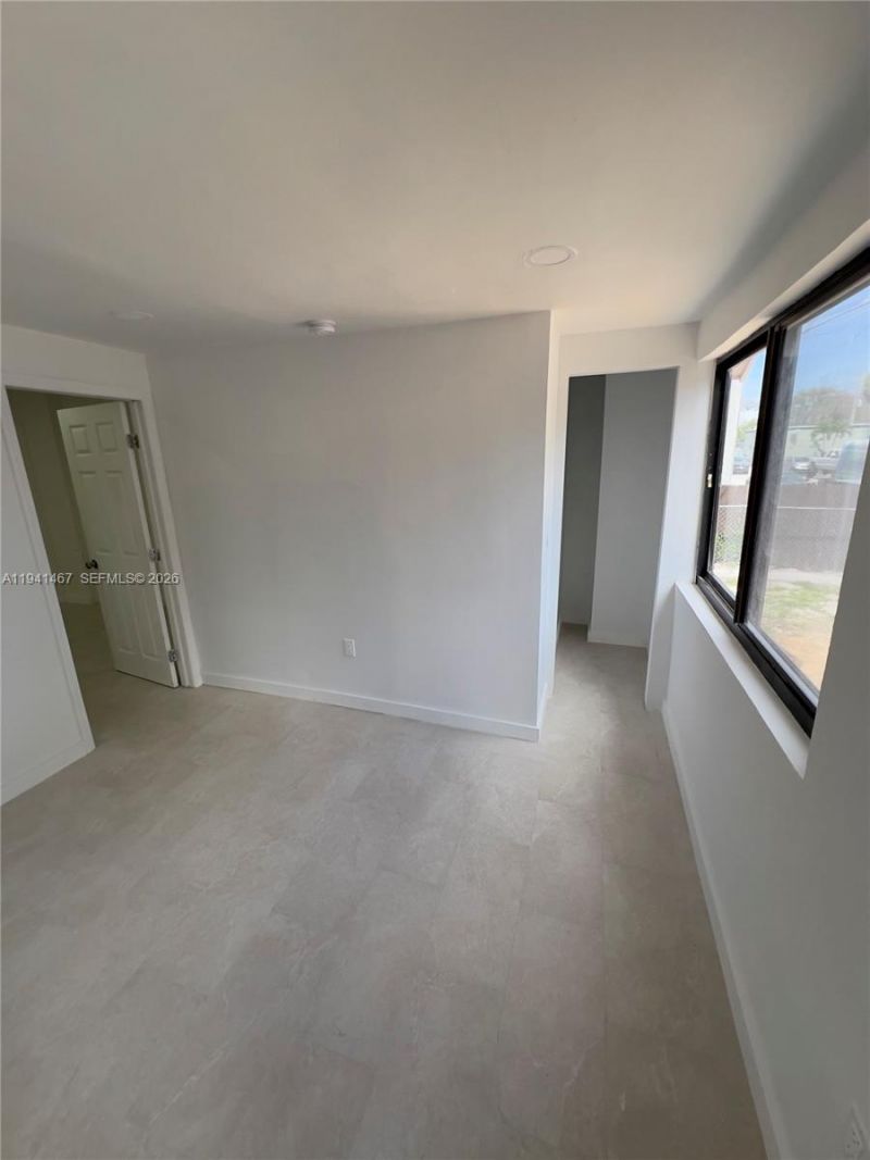 418 NW 9th Ave, Miami, FL 33128 Photo