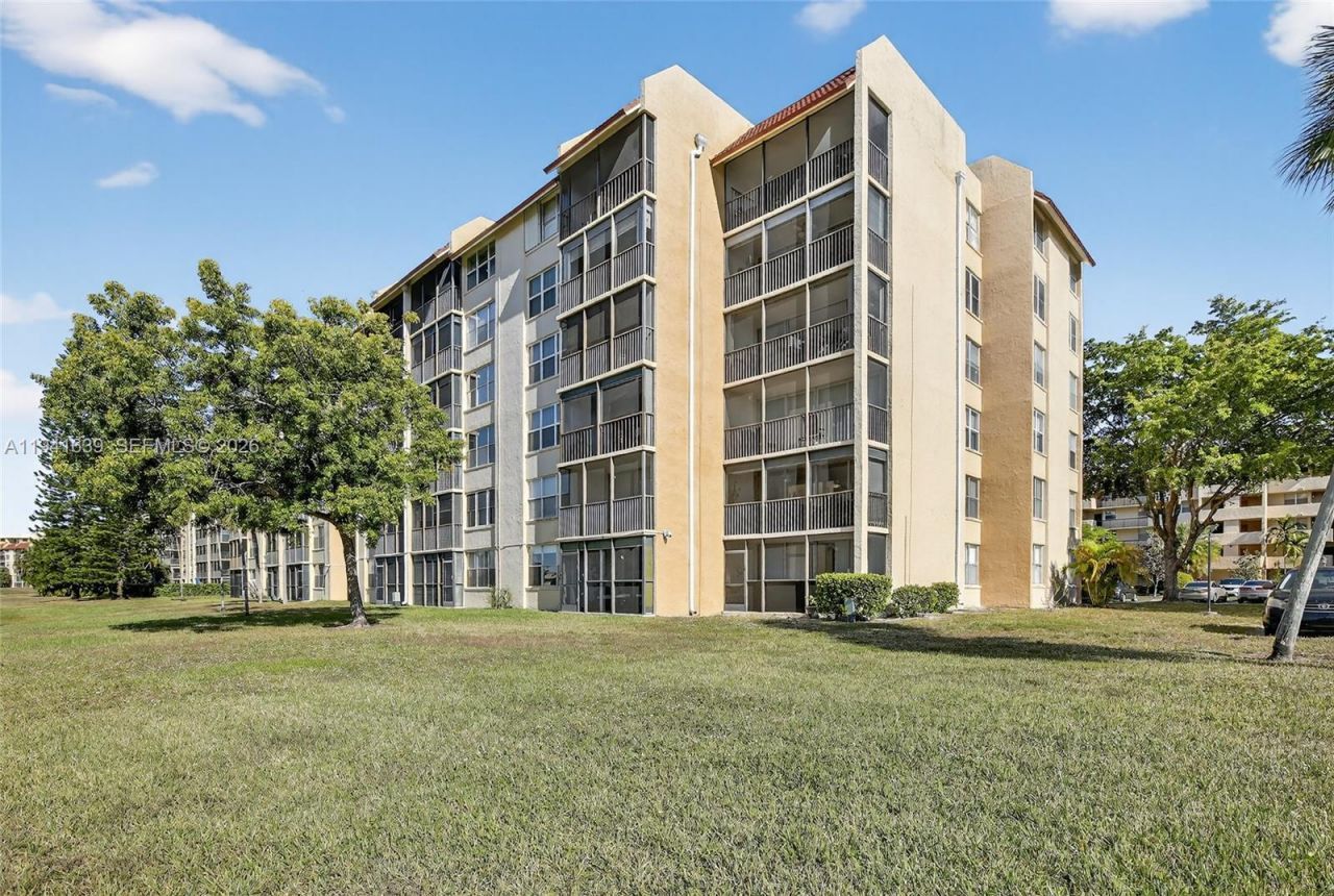 3671 Environ Blvd , Unit 564, Lauderhill, FL 33319 Photo