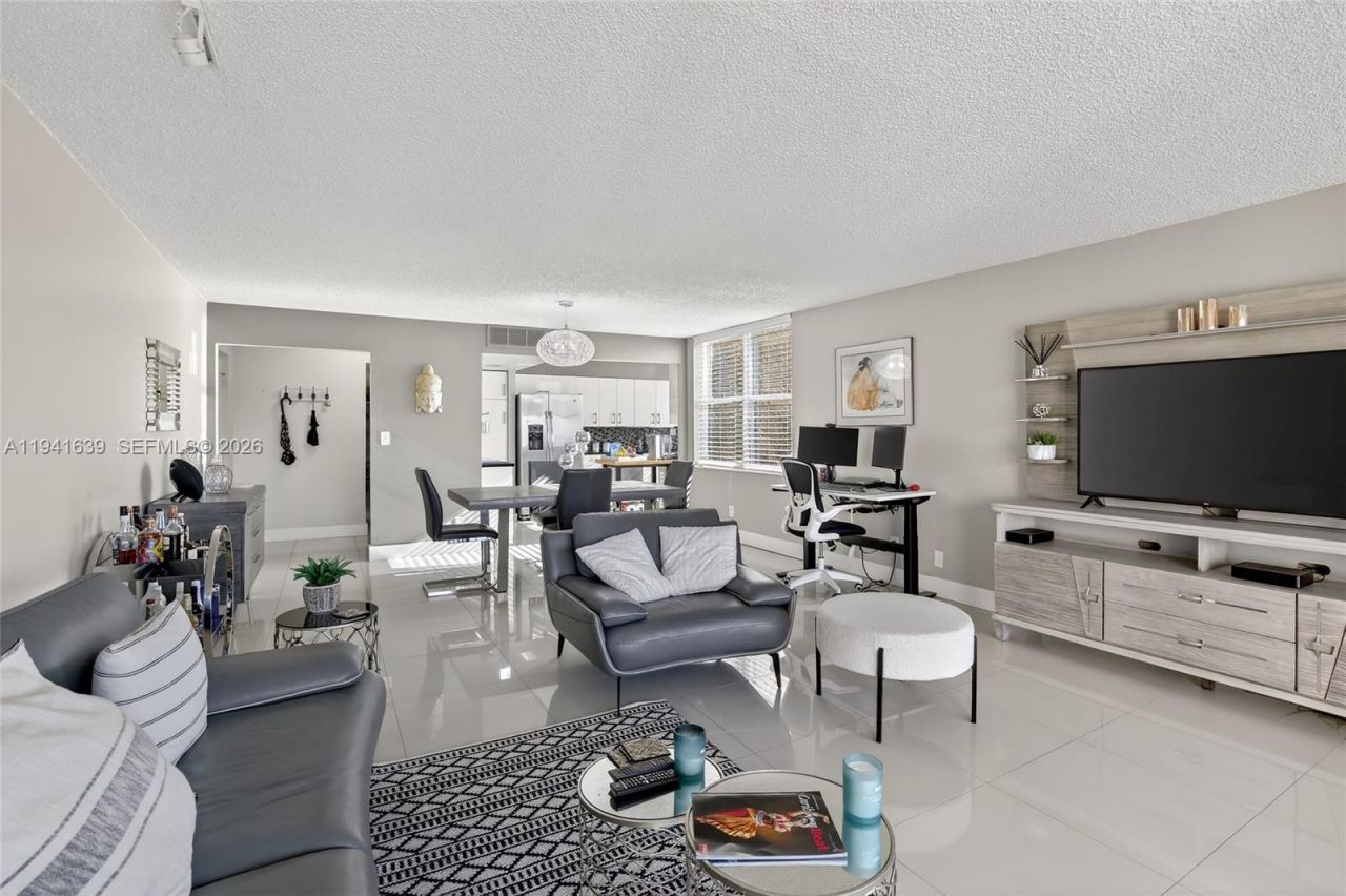 3671 Environ Blvd , Unit 564, Lauderhill, FL 33319 Photo