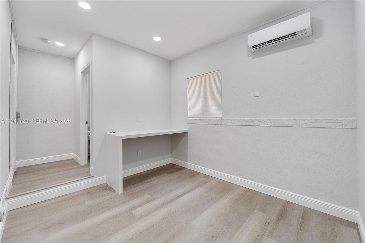 2227 Cody St, Hollywood, FL 33020 Photo