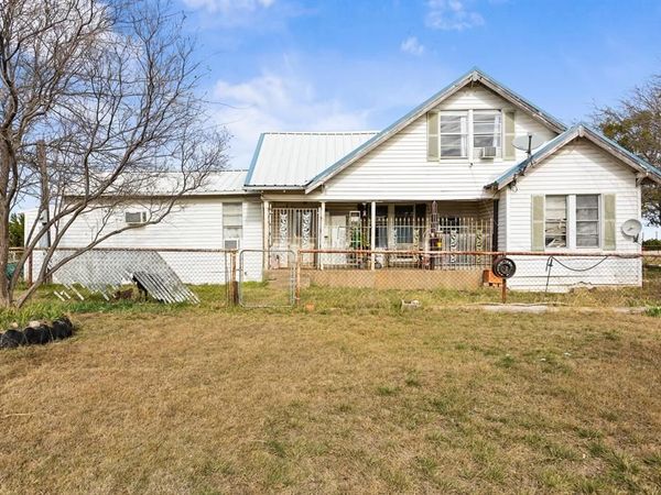 2288 Compton School Road, Crawford, TX 76638