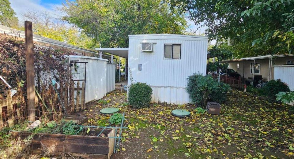 11705 Parey Ave #19, Red Bluff, CA 96080 Photo