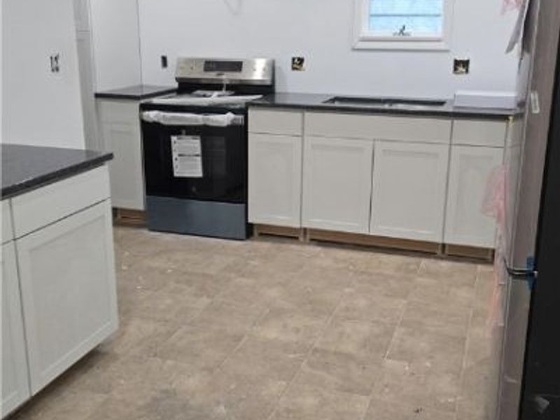 225 Jacquette Street, Bridgeport, OH 43912 Photo 6