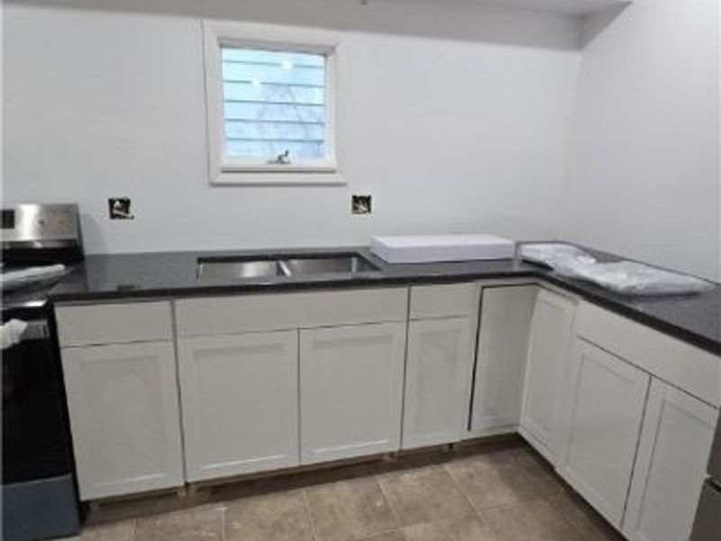 225 Jacquette Street, Bridgeport, OH 43912 Photo 7