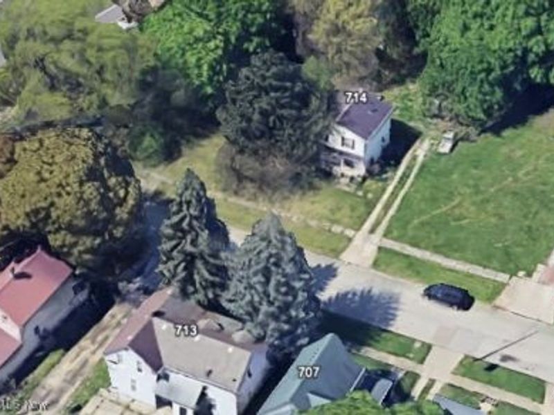 718 Allyn Street, Akron, OH 44311 Photo 2