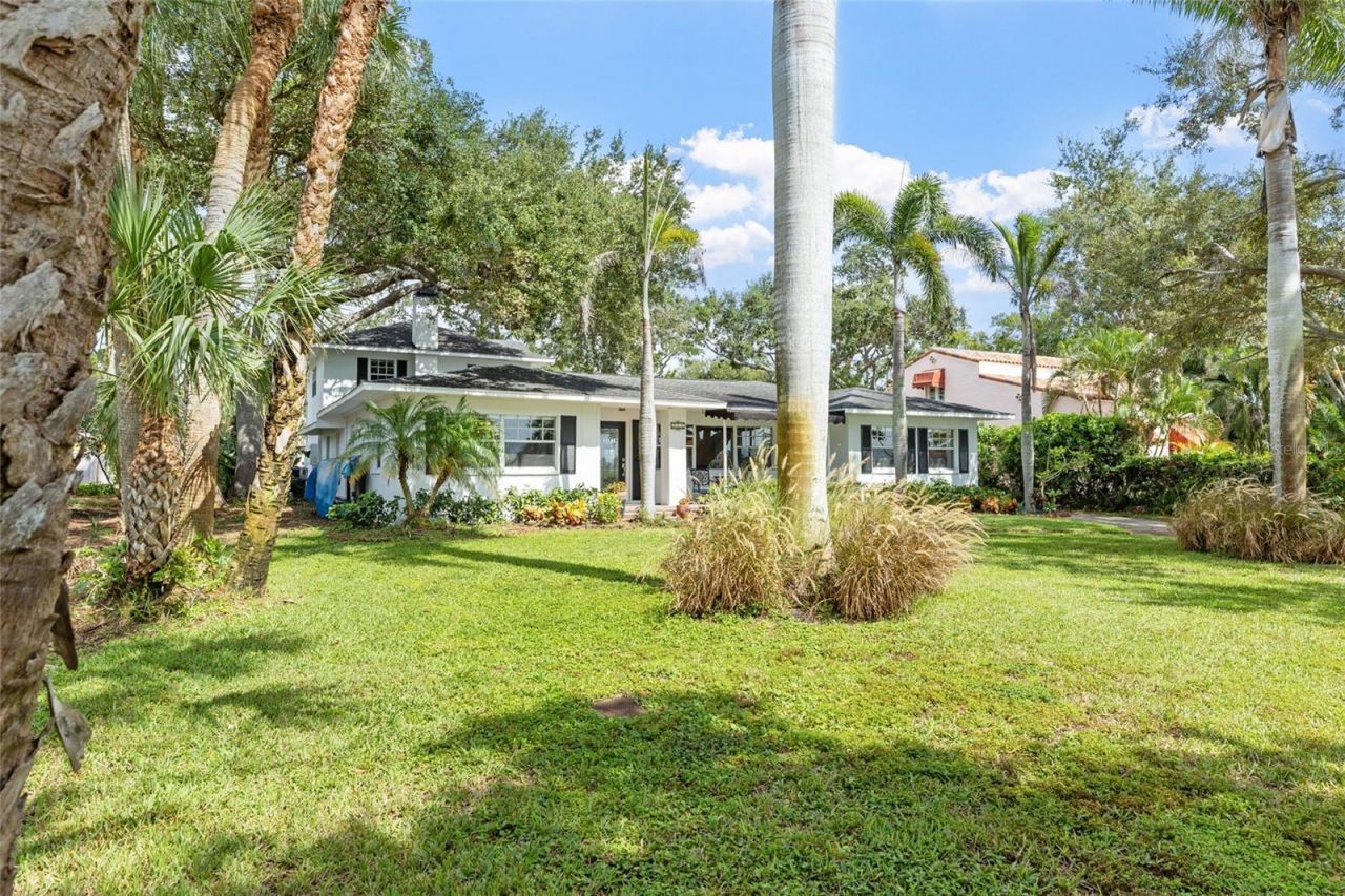 311 Sunset Drive N, Saint Petersburg, FL 33710 Photo